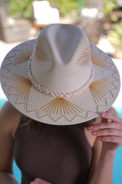 Pluma Embroidered Hat Green Ombre - Chisme Lifestyle main image 1