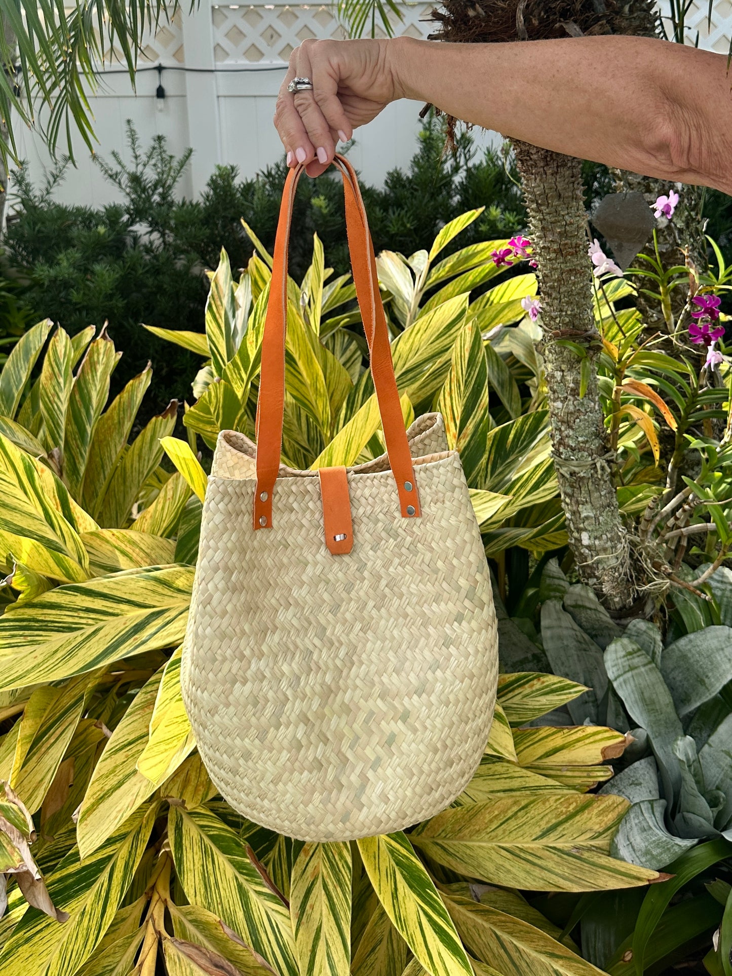 Boho-Chic Woven Straw Bag